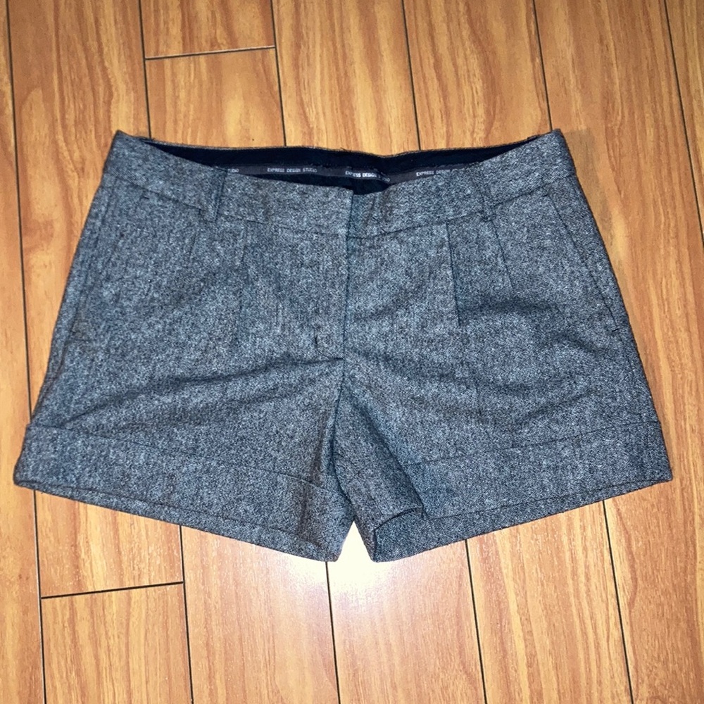 Express Design Studio Editor Dress Shorts Size 10 NWOT Black Gray Color